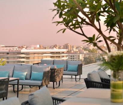 Cloud 25 - Rooftop Lounge