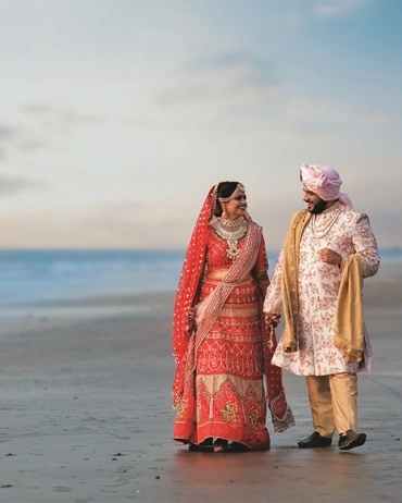 gholvad-couple